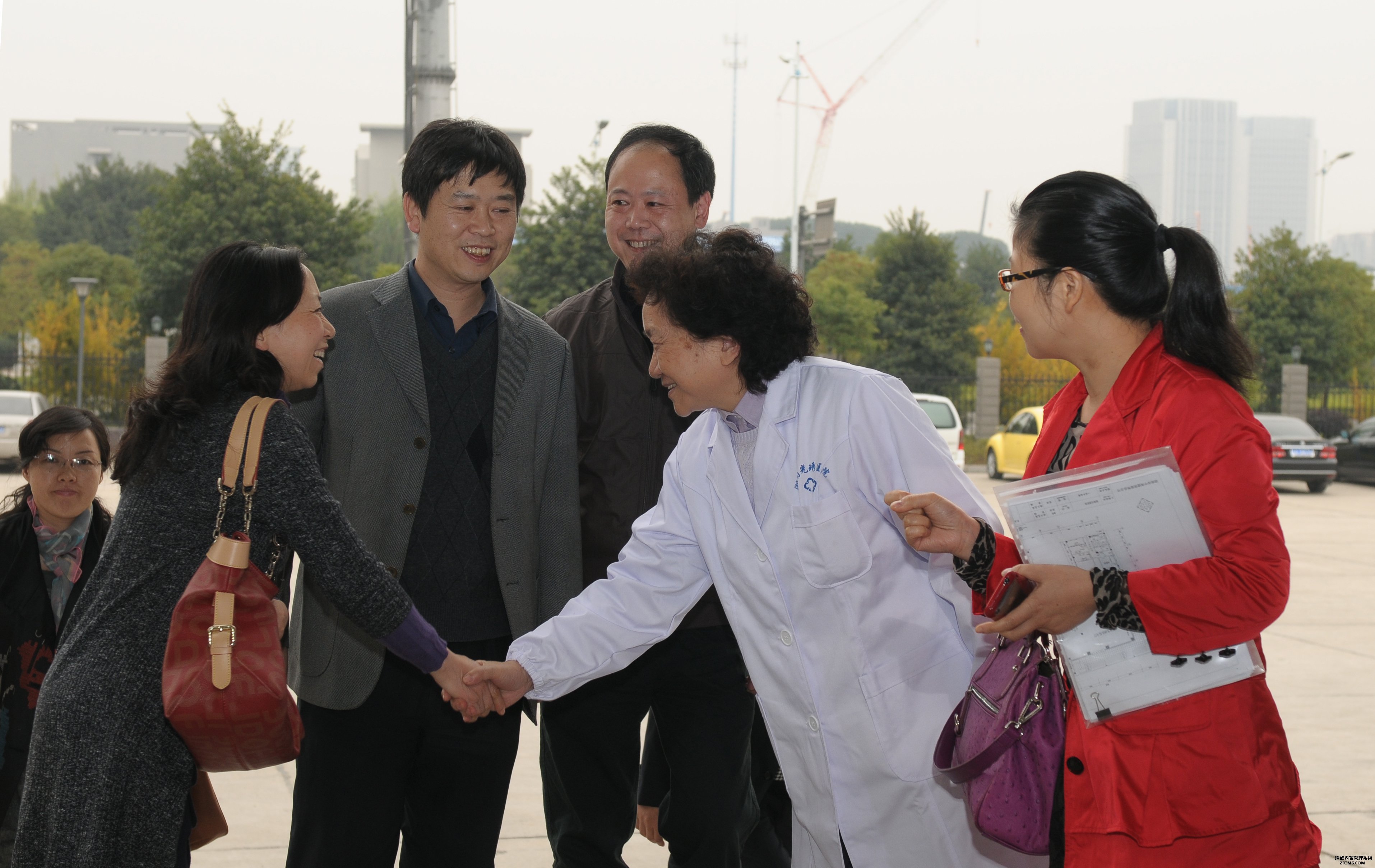 长沙市卫生局对光琇医院进行验收（图）