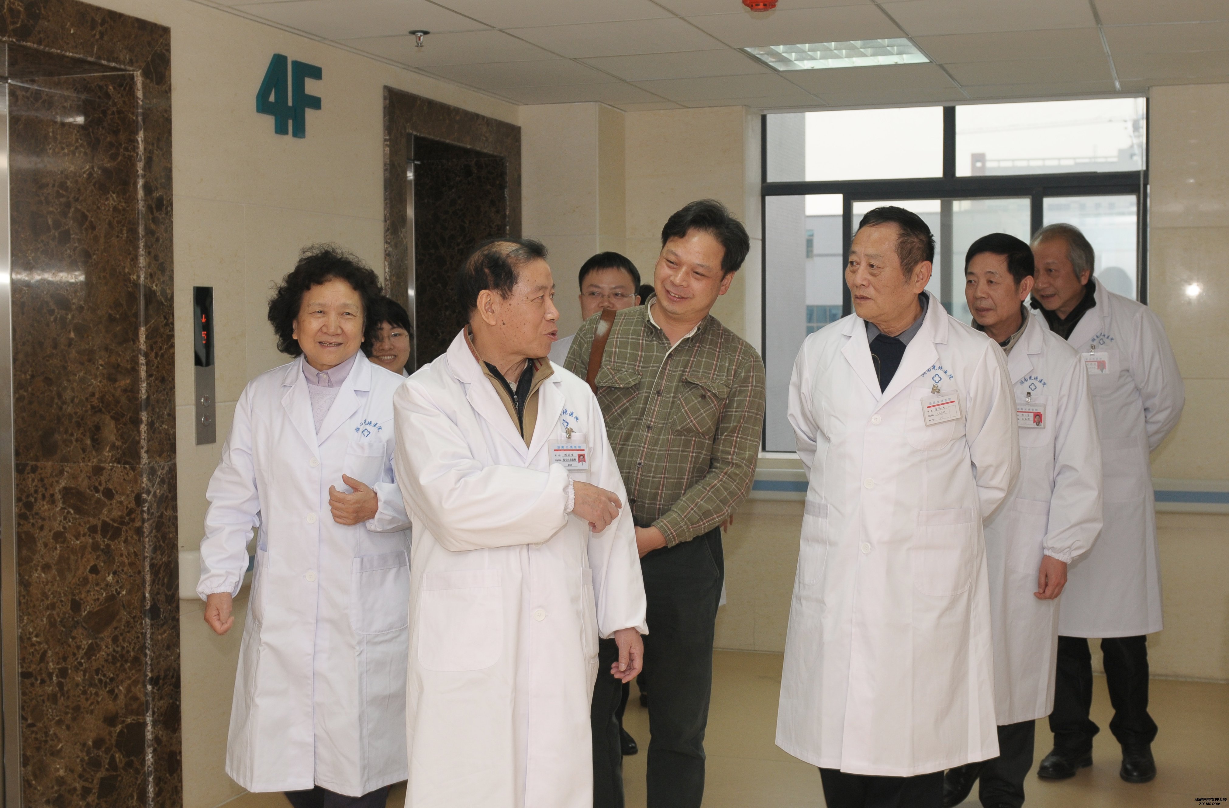 长沙市卫生局对光琇医院进行验收（图）