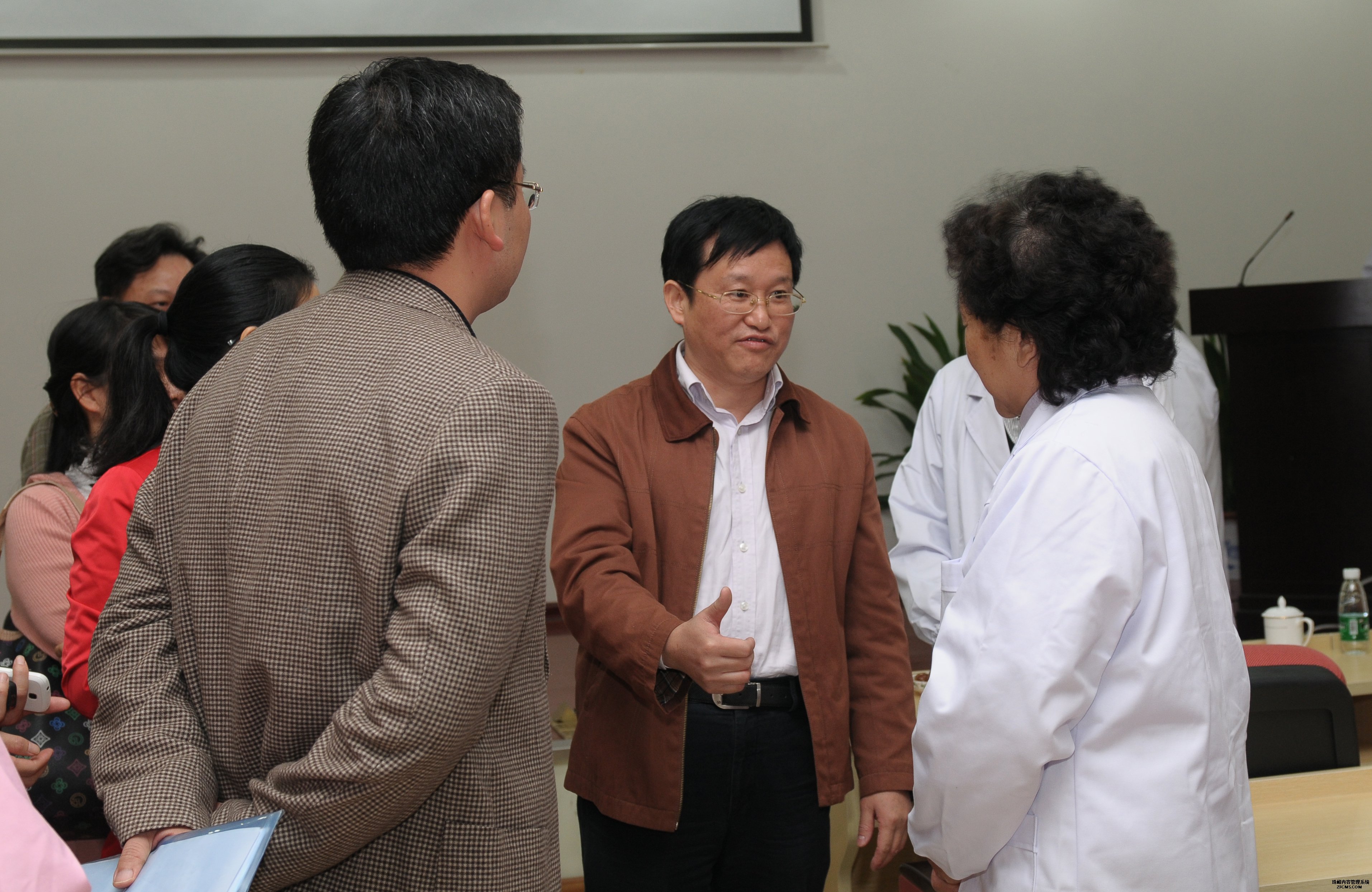 长沙市卫生局对光琇医院进行验收（图）