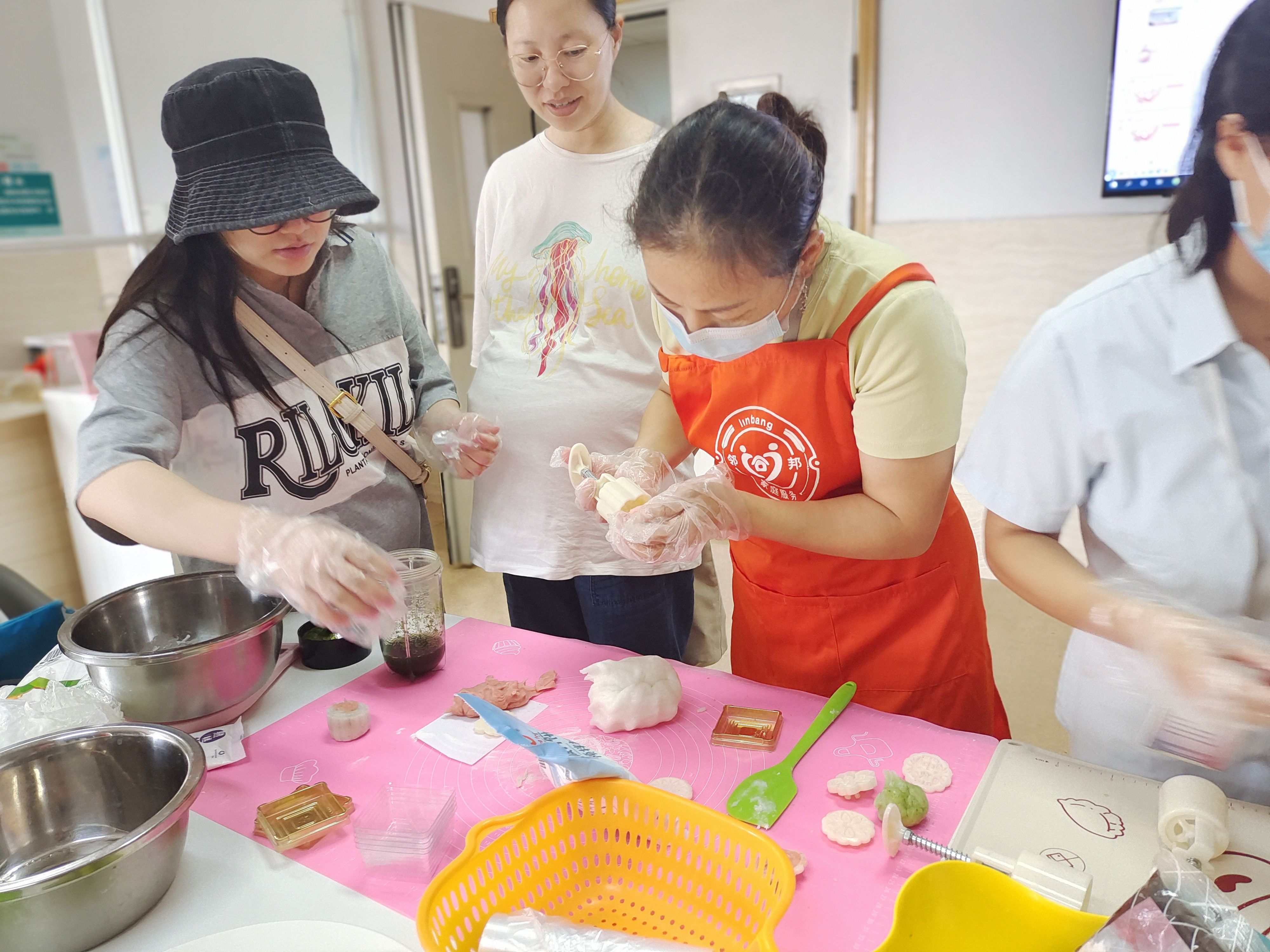 顺产怕疼？孕妇学校带您解锁“分娩镇痛”