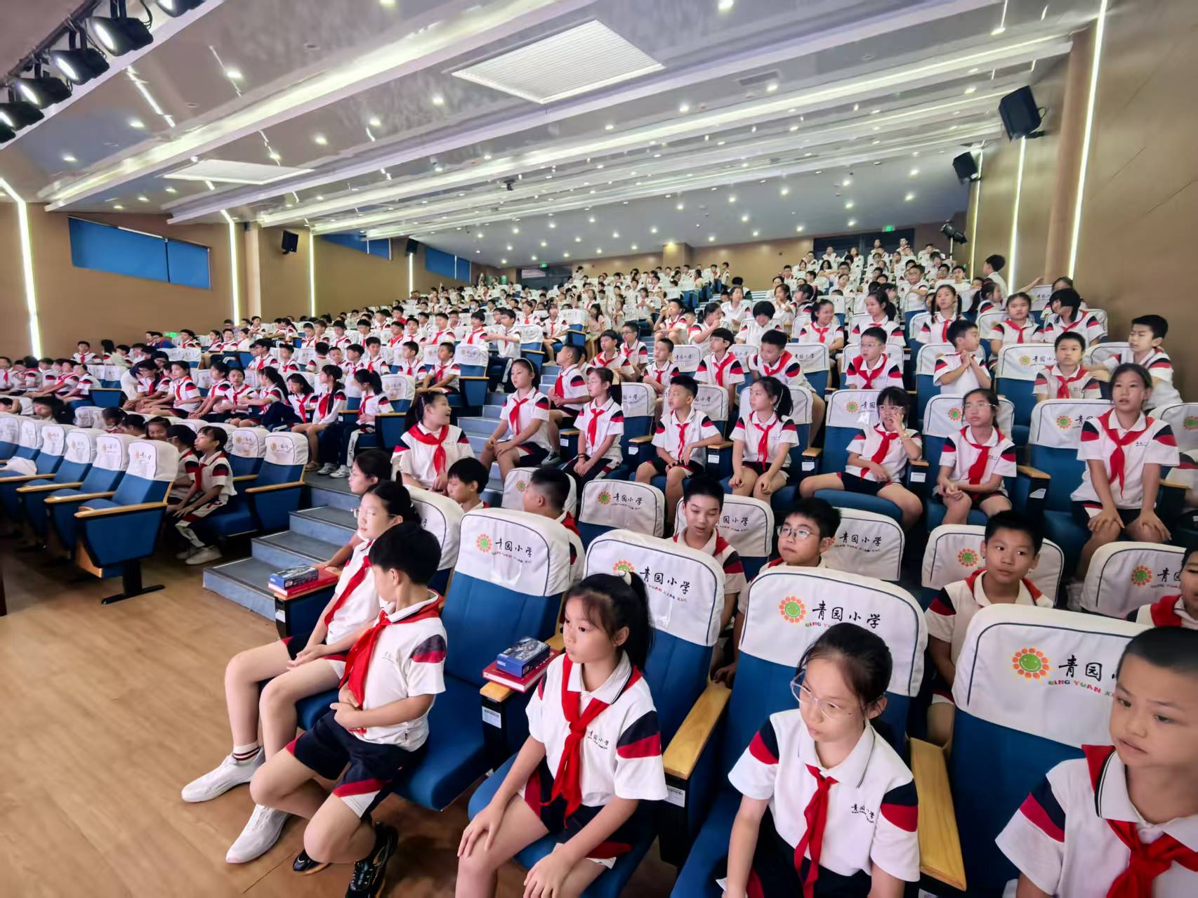 急救知识+生命奥秘：光琇未来集团科协走进校园开启科普之旅
