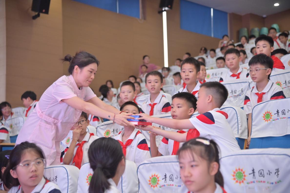 急救知识+生命奥秘：光琇未来集团科协走进校园开启科普之旅